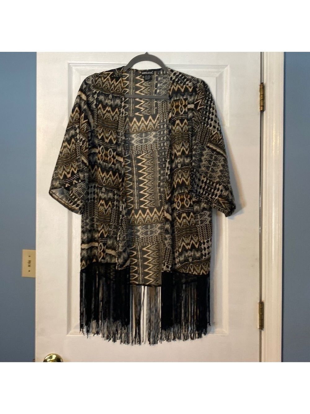 Wet Seal womens kimono; one size